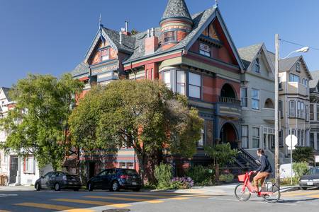 Haight Ashbury Painted Lady Studio 4