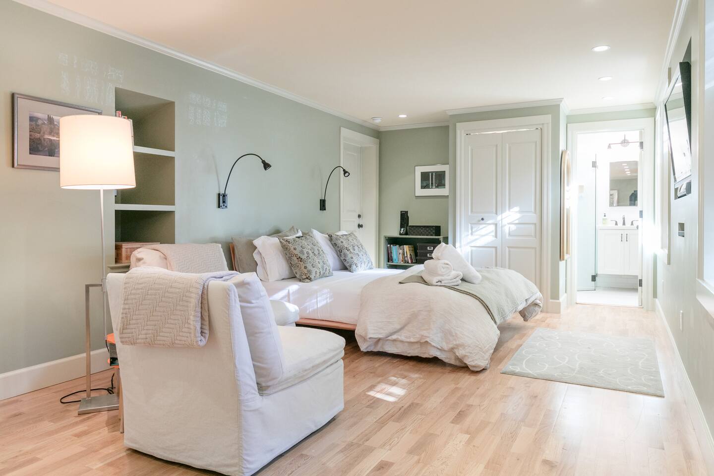 Haight Ashbury Painted Lady Studio 22