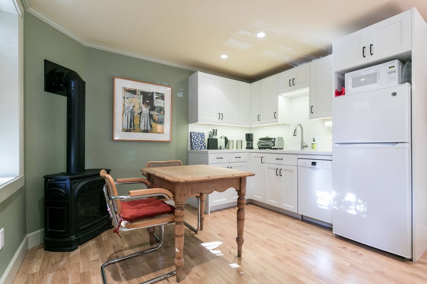 Haight Ashbury Painted Lady Studio 24