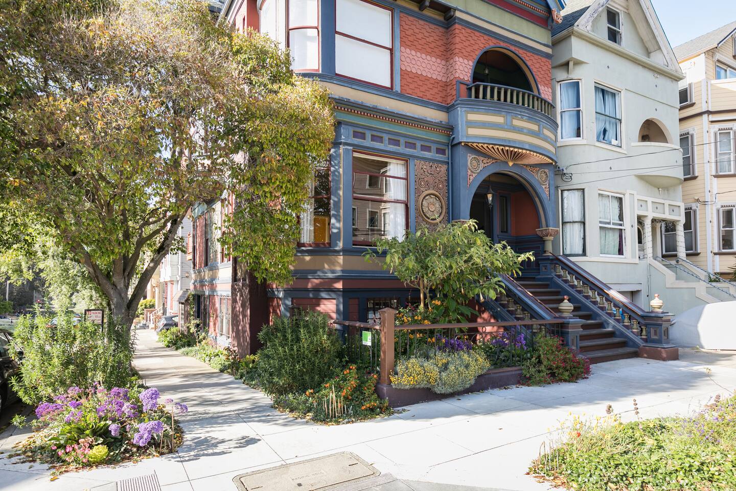 Haight Ashbury Painted Lady Studio 27