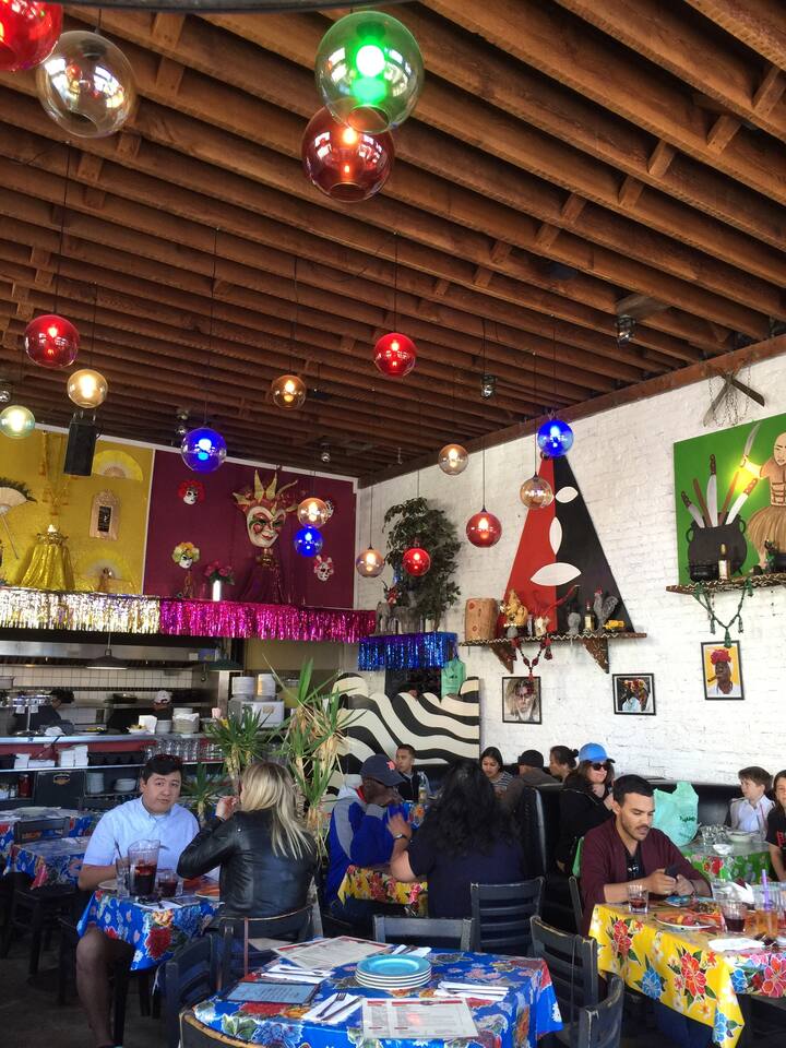 Haight Ashbury Painted Lady Studio 34