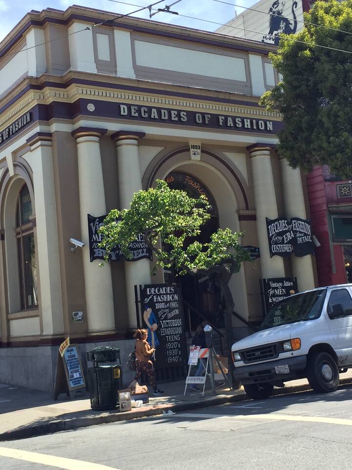 Haight Ashbury Painted Lady Studio 36