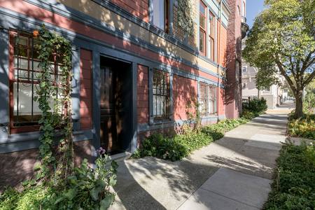 Haight Ashbury Painted Lady Studio 6