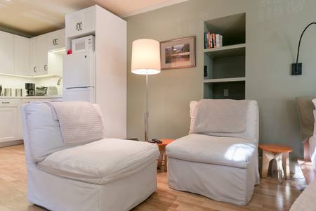 Haight Ashbury Painted Lady Studio 10