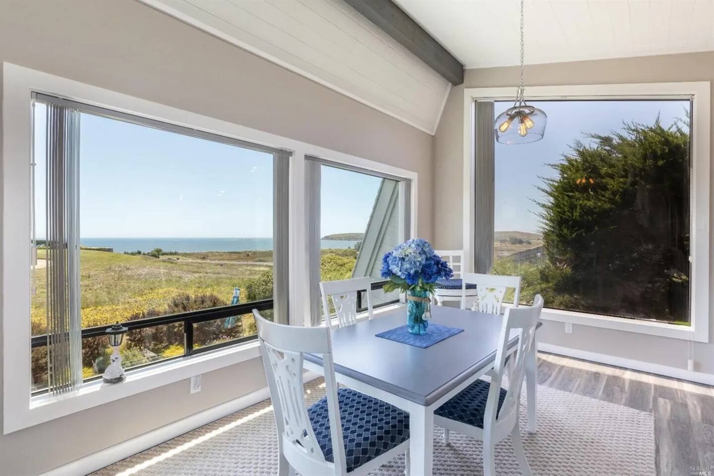 Harbor View Hideaway 10