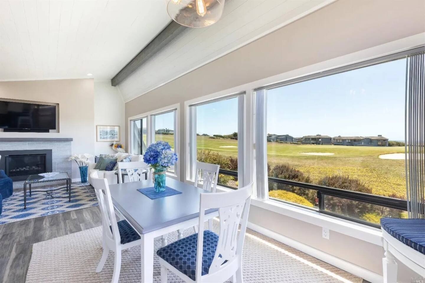 Harbor View Hideaway 3