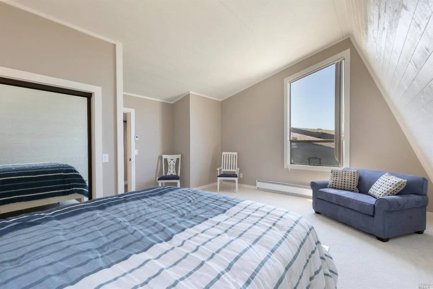 Harbor View Hideaway 26