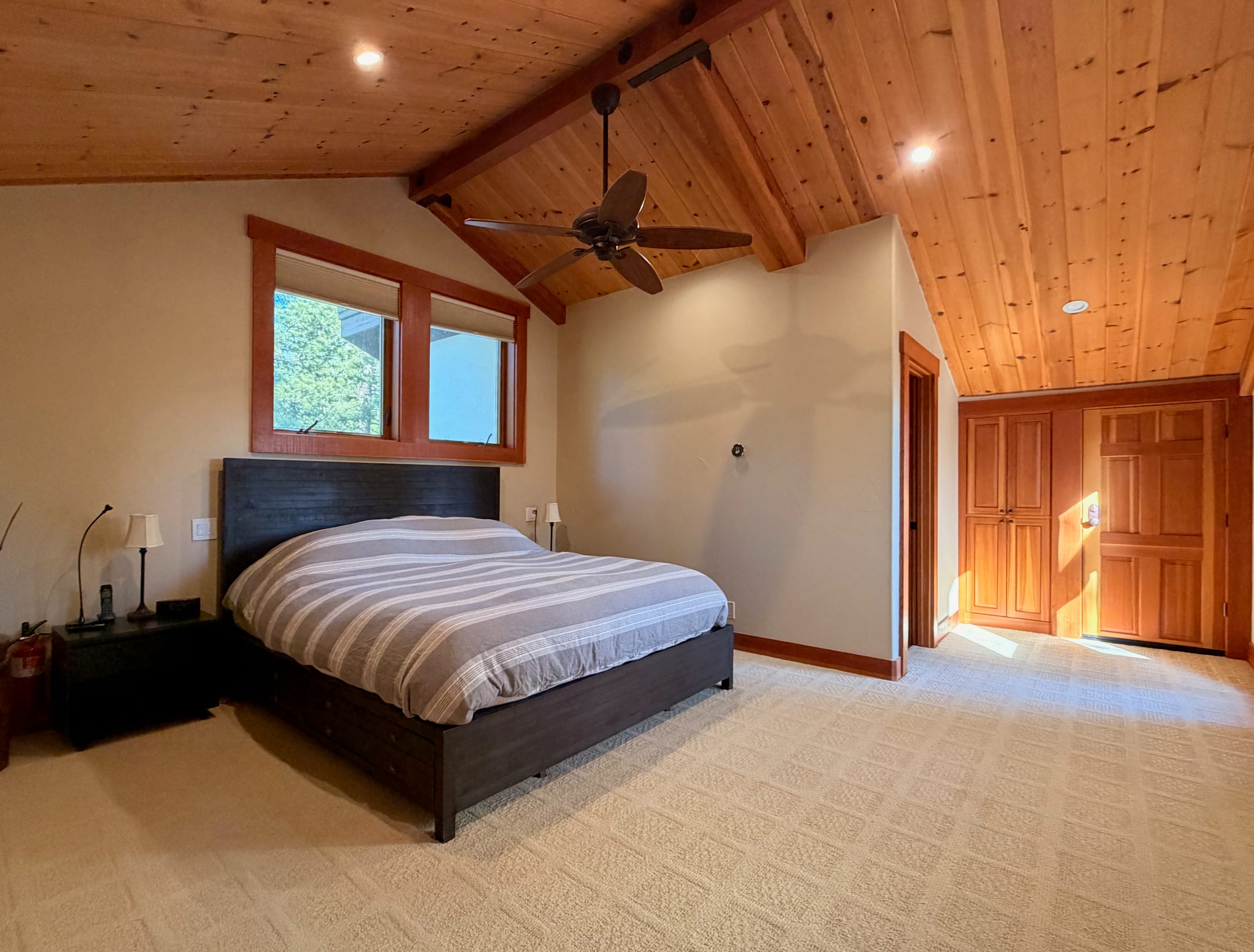 The Mammoth Lodge at Dollar Point 11