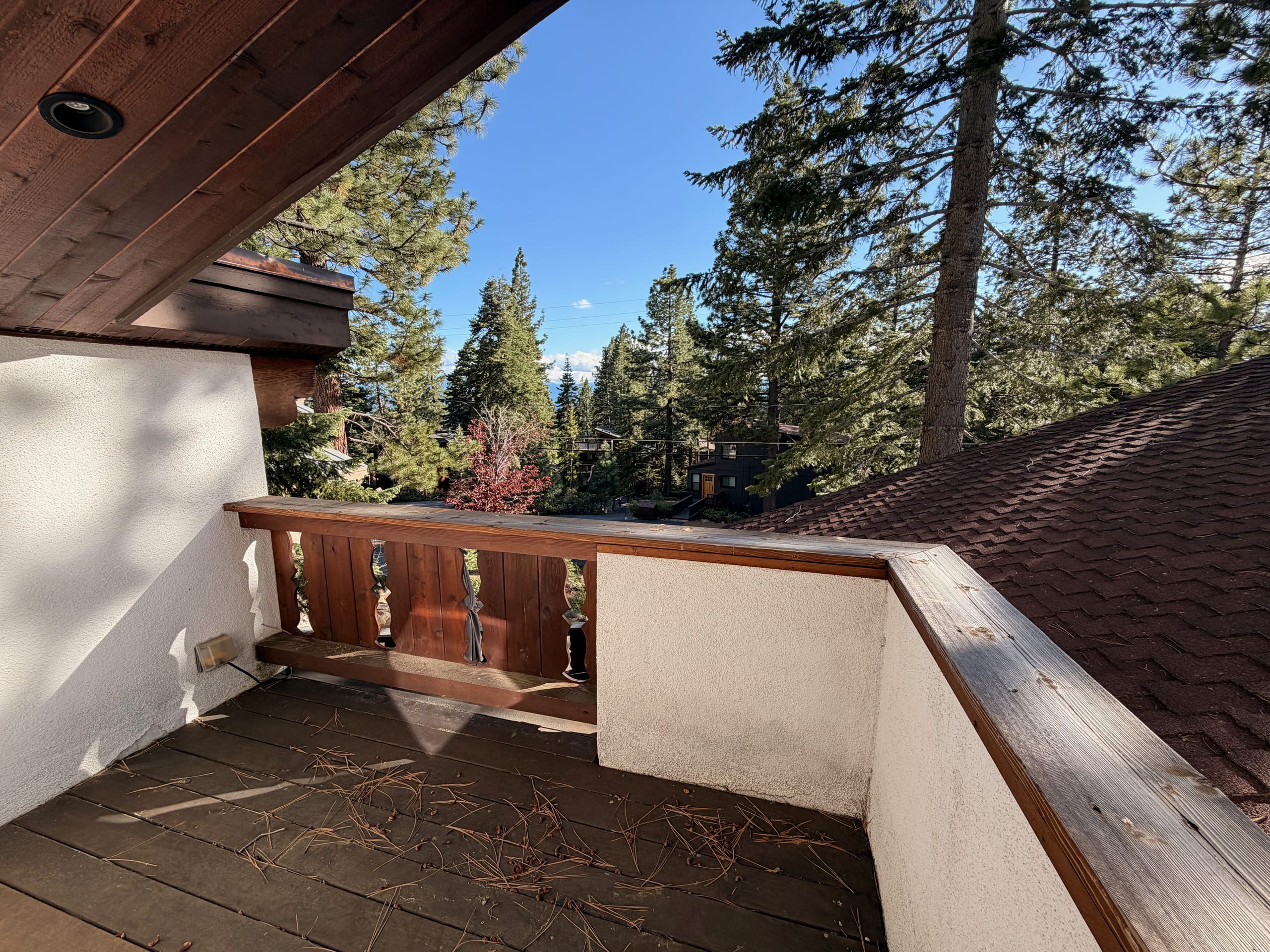 The Mammoth Lodge at Dollar Point 16
