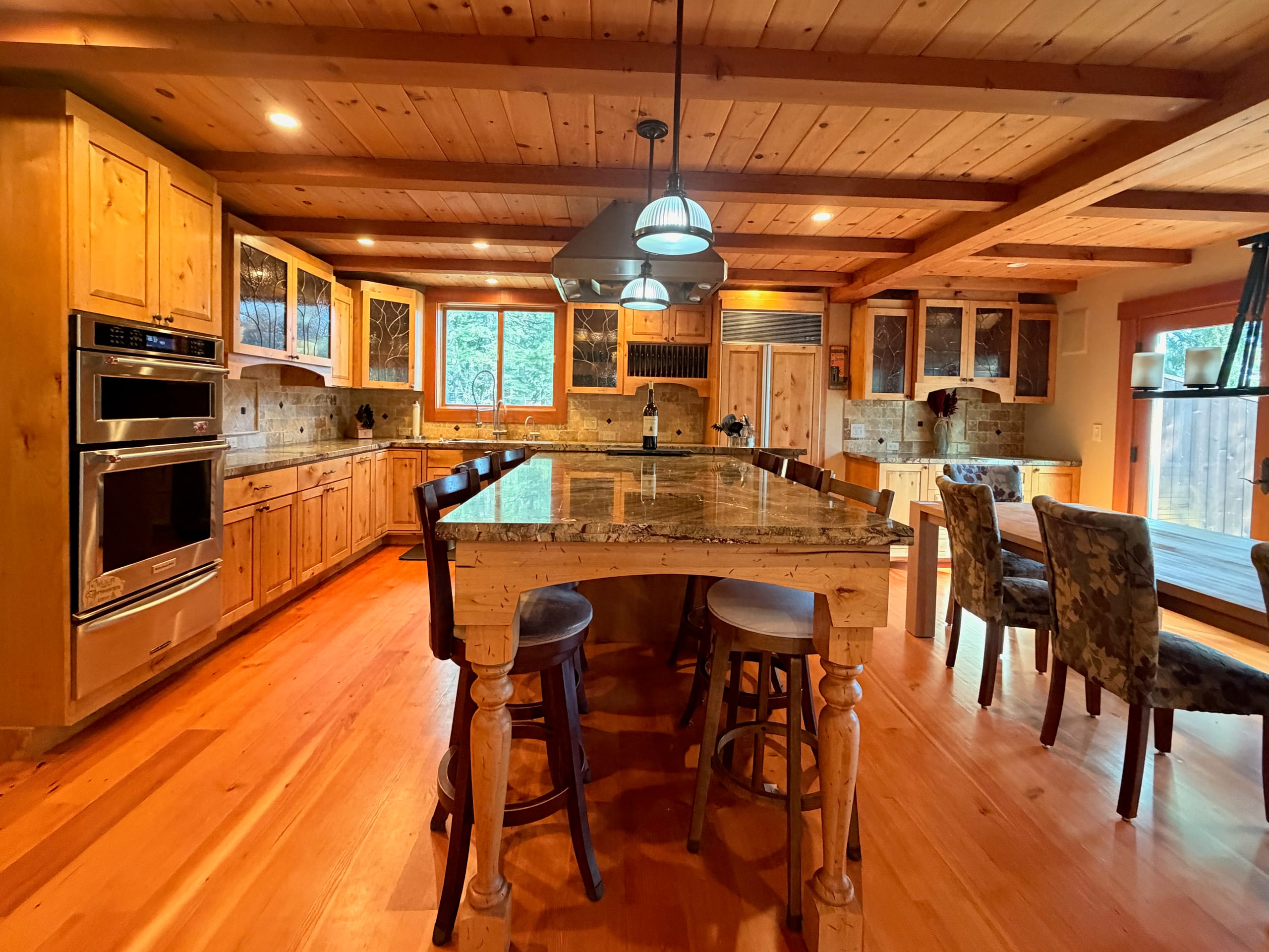 The Mammoth Lodge at Dollar Point 5