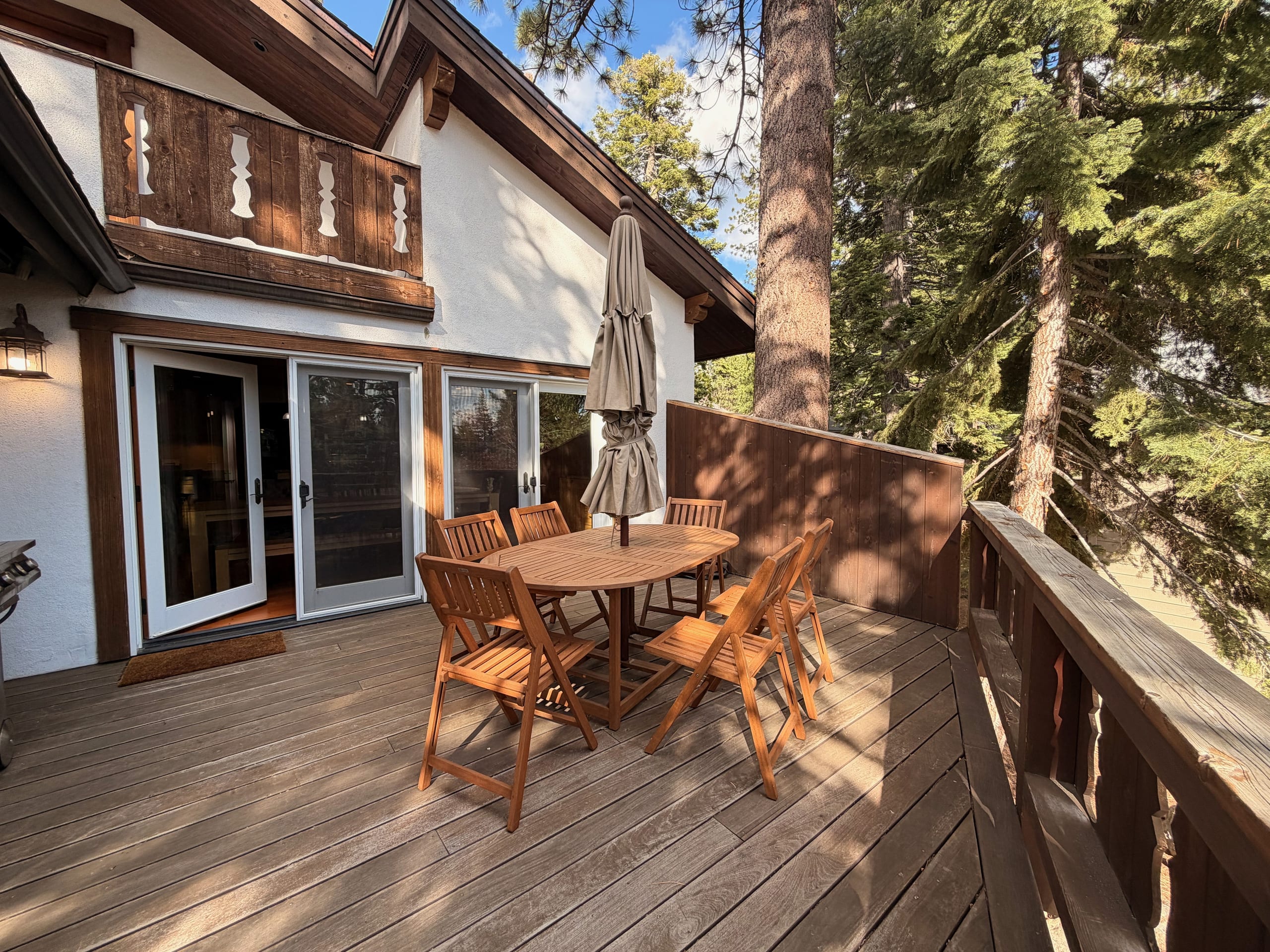 The Mammoth Lodge at Dollar Point 7