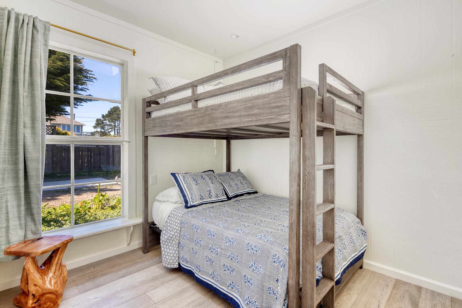 Oceanfront Bolinas hide-a-way 14