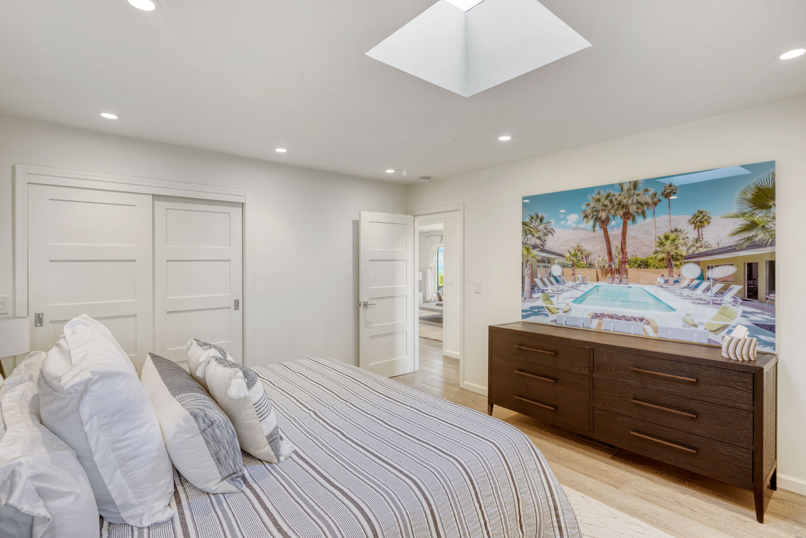 Oceanfront Bolinas hide-a-way 17