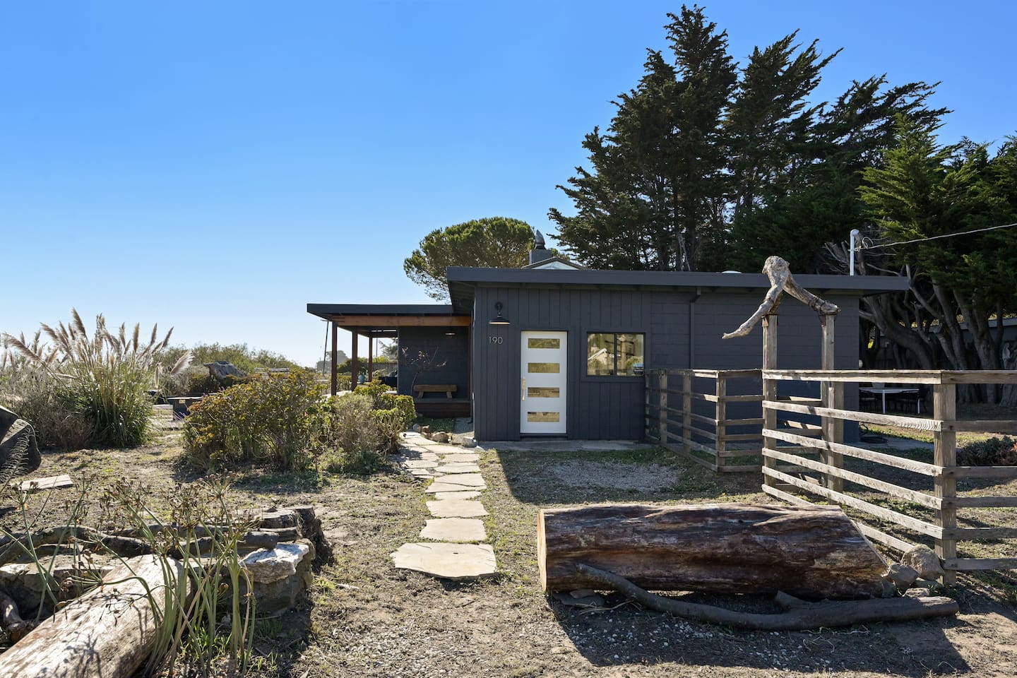 Oceanfront Bolinas hide-a-way 32