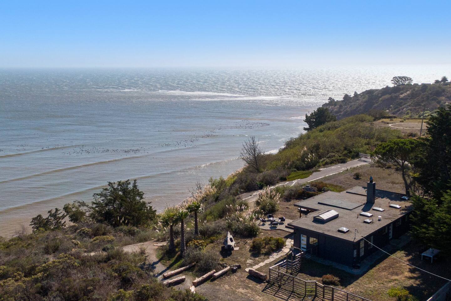 Oceanfront Bolinas hide-a-way 37