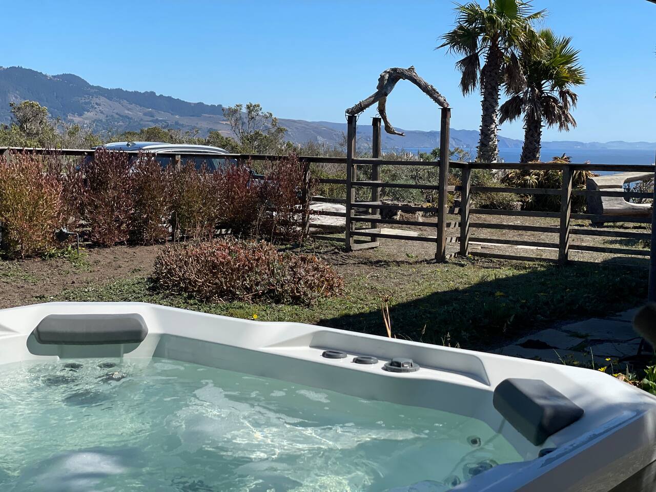 Oceanfront Bolinas hide-a-way 39