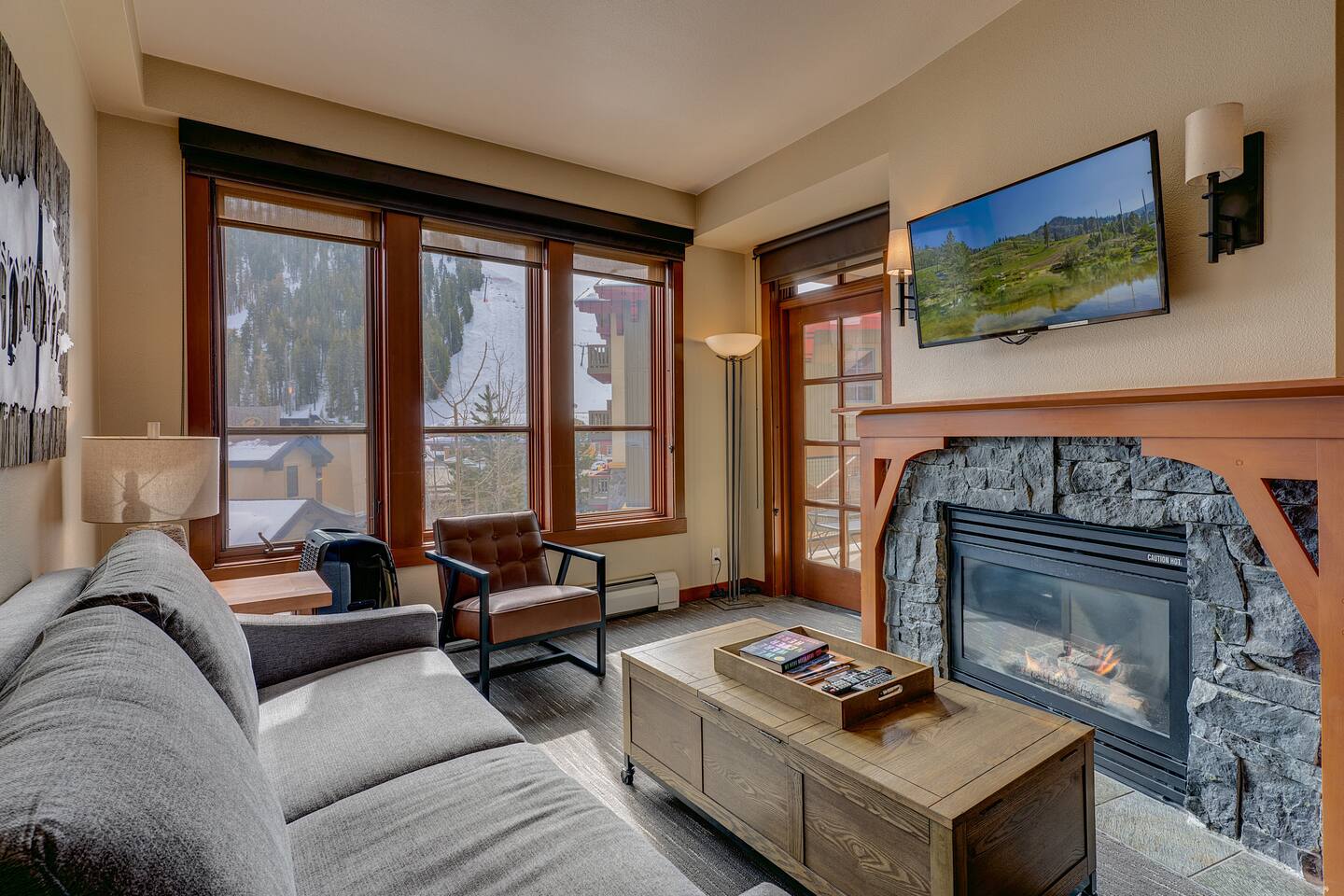 Palisades Village View Condo 3